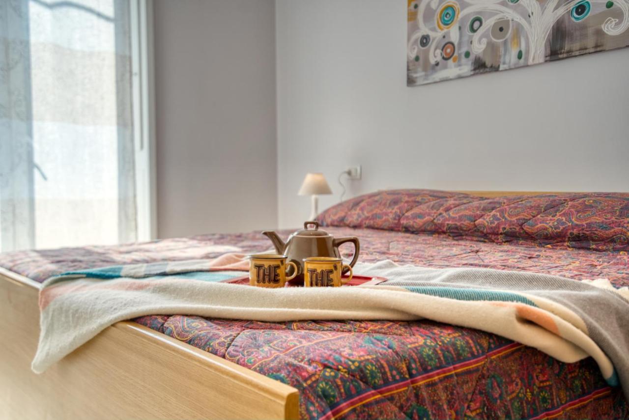 CaseOspitali - CASA JANAS - super trilocale in zona prestigiosa a Milano Esterno foto