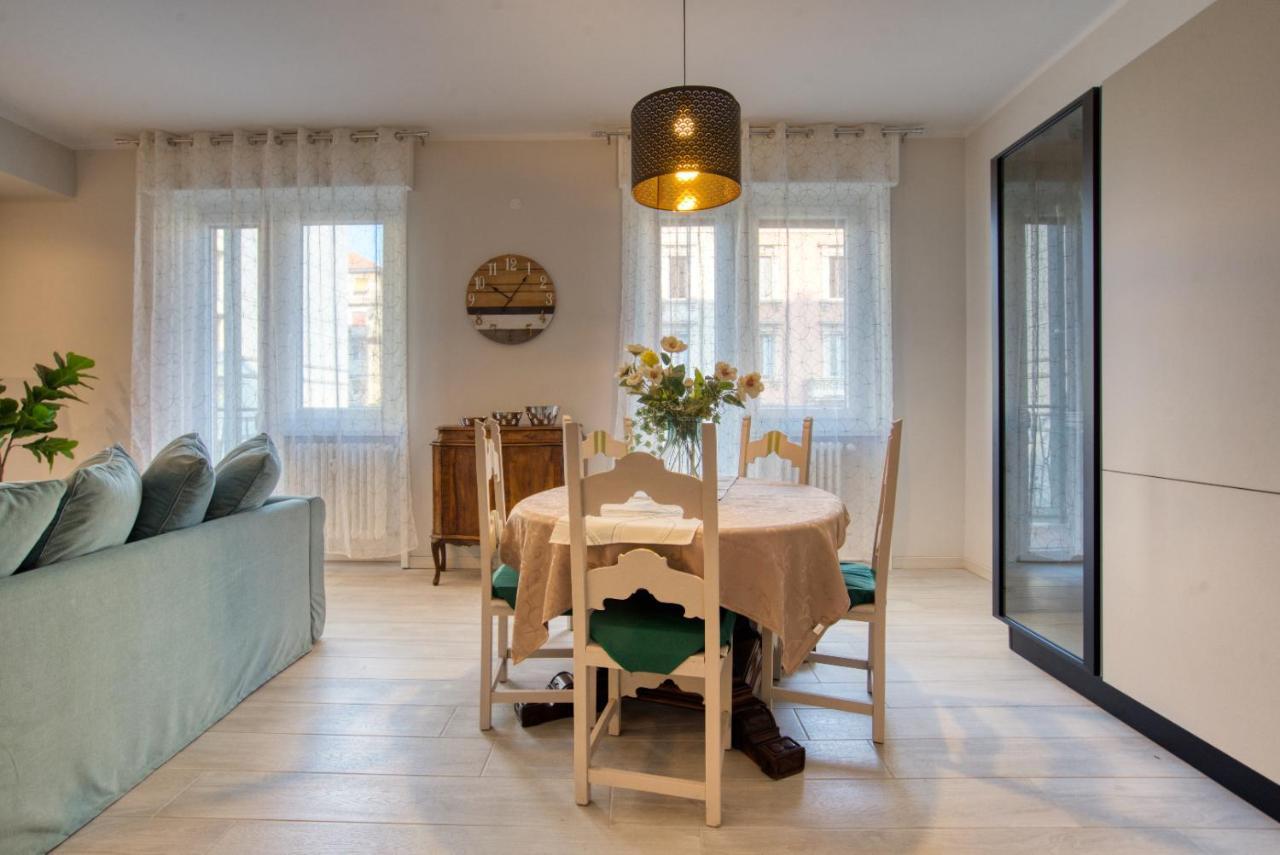CaseOspitali - CASA JANAS - super trilocale in zona prestigiosa a Milano Esterno foto