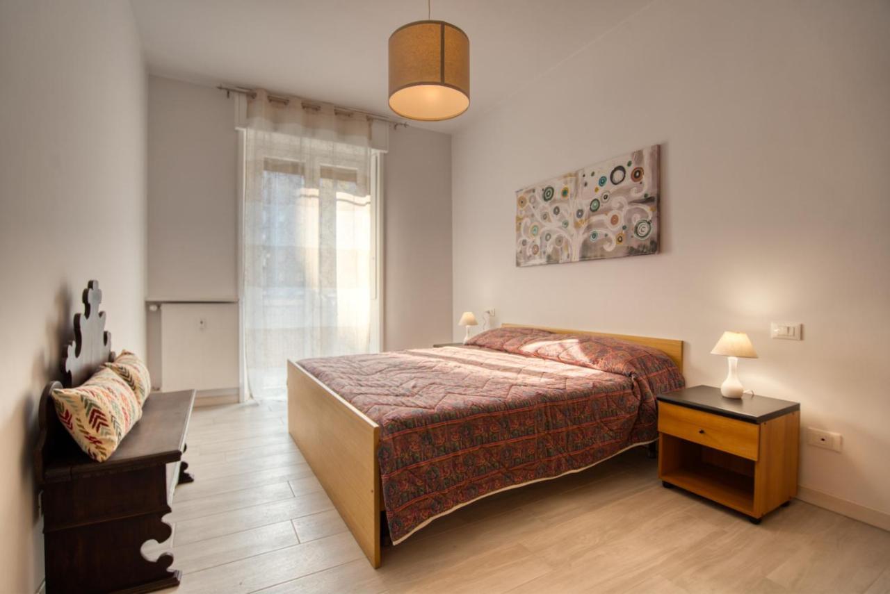 CaseOspitali - CASA JANAS - super trilocale in zona prestigiosa a Milano Esterno foto