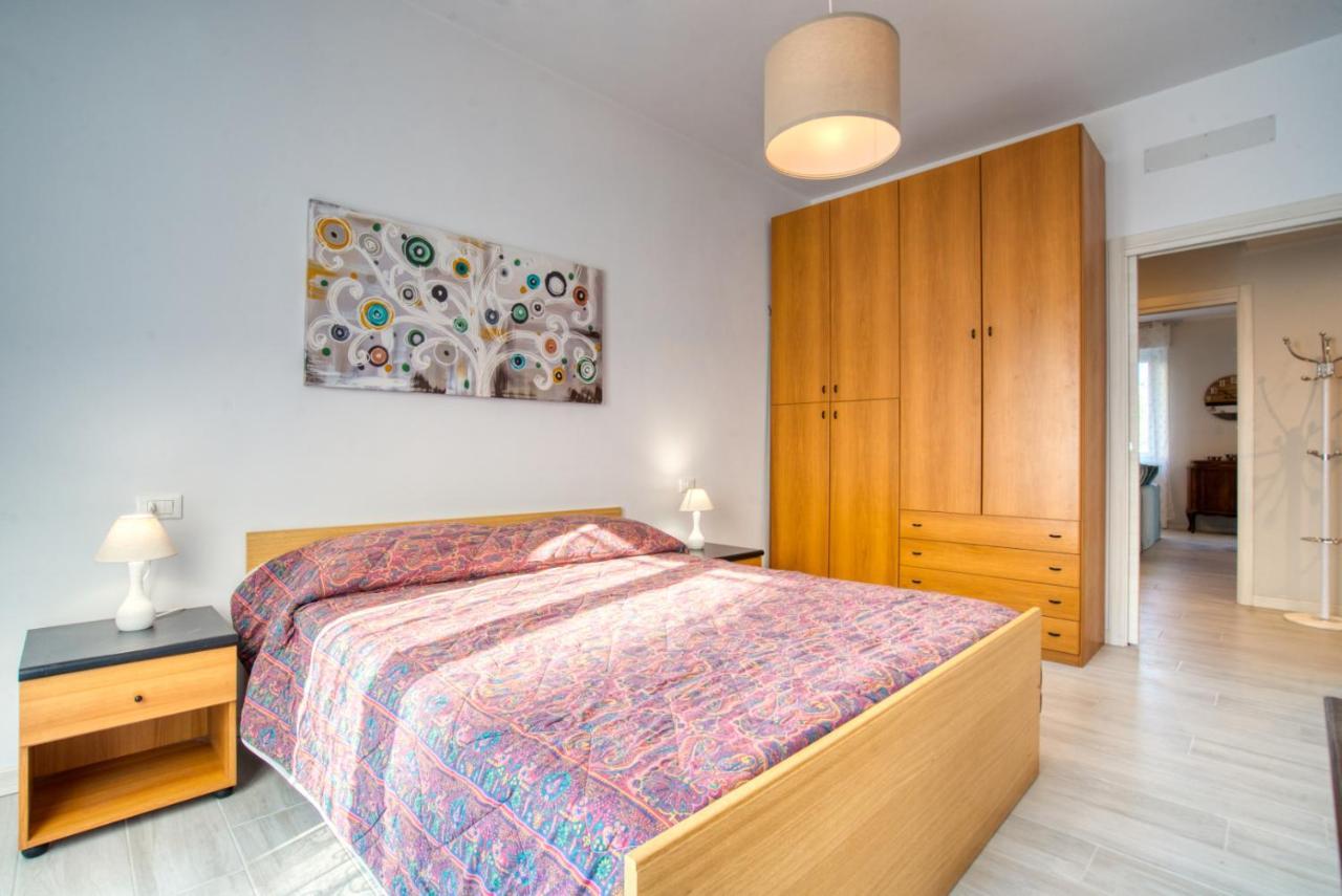 CaseOspitali - CASA JANAS - super trilocale in zona prestigiosa a Milano Esterno foto
