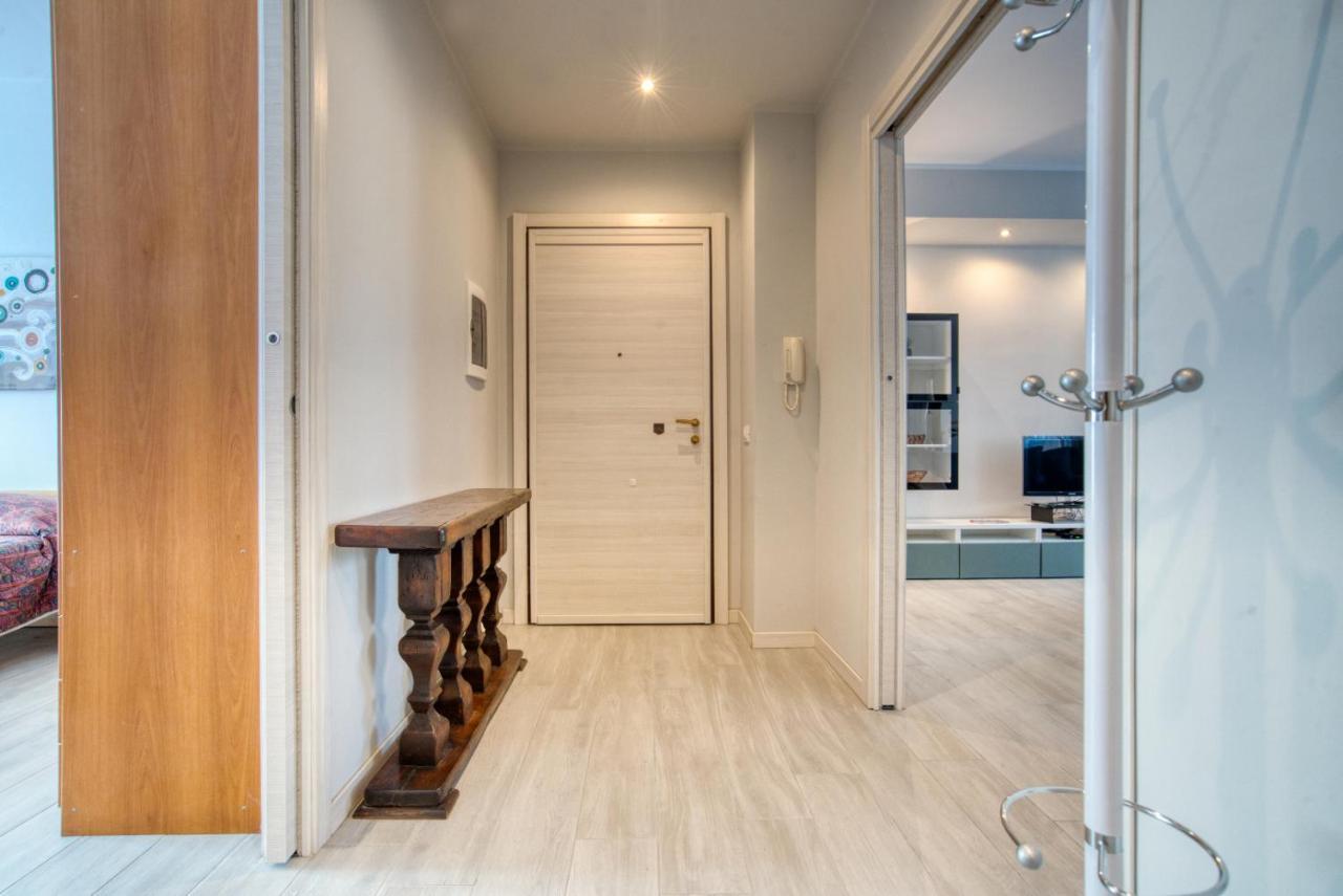 CaseOspitali - CASA JANAS - super trilocale in zona prestigiosa a Milano Esterno foto